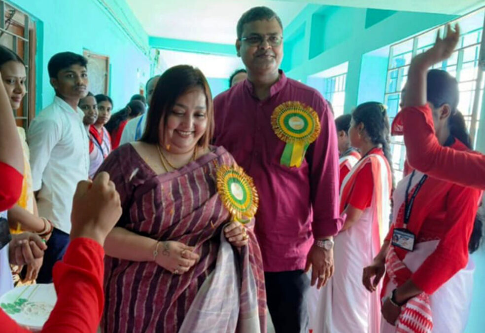 A Tribute to Legacy, A Gift of Knowledge: Advocate Mita Banerjee Donates and Inaugurates Library at Bamanagar Subala High School